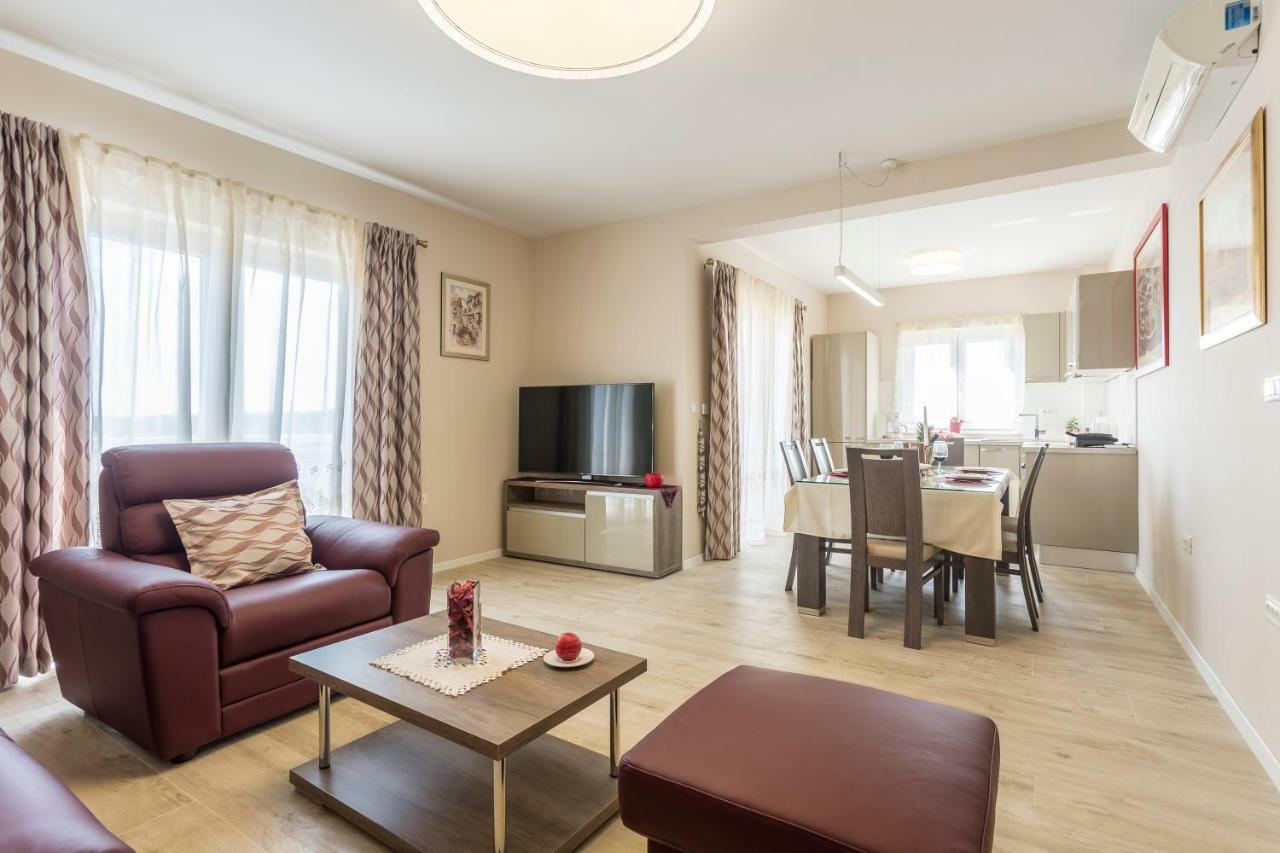 Villa Flores Rogoznica  Bagian luar foto