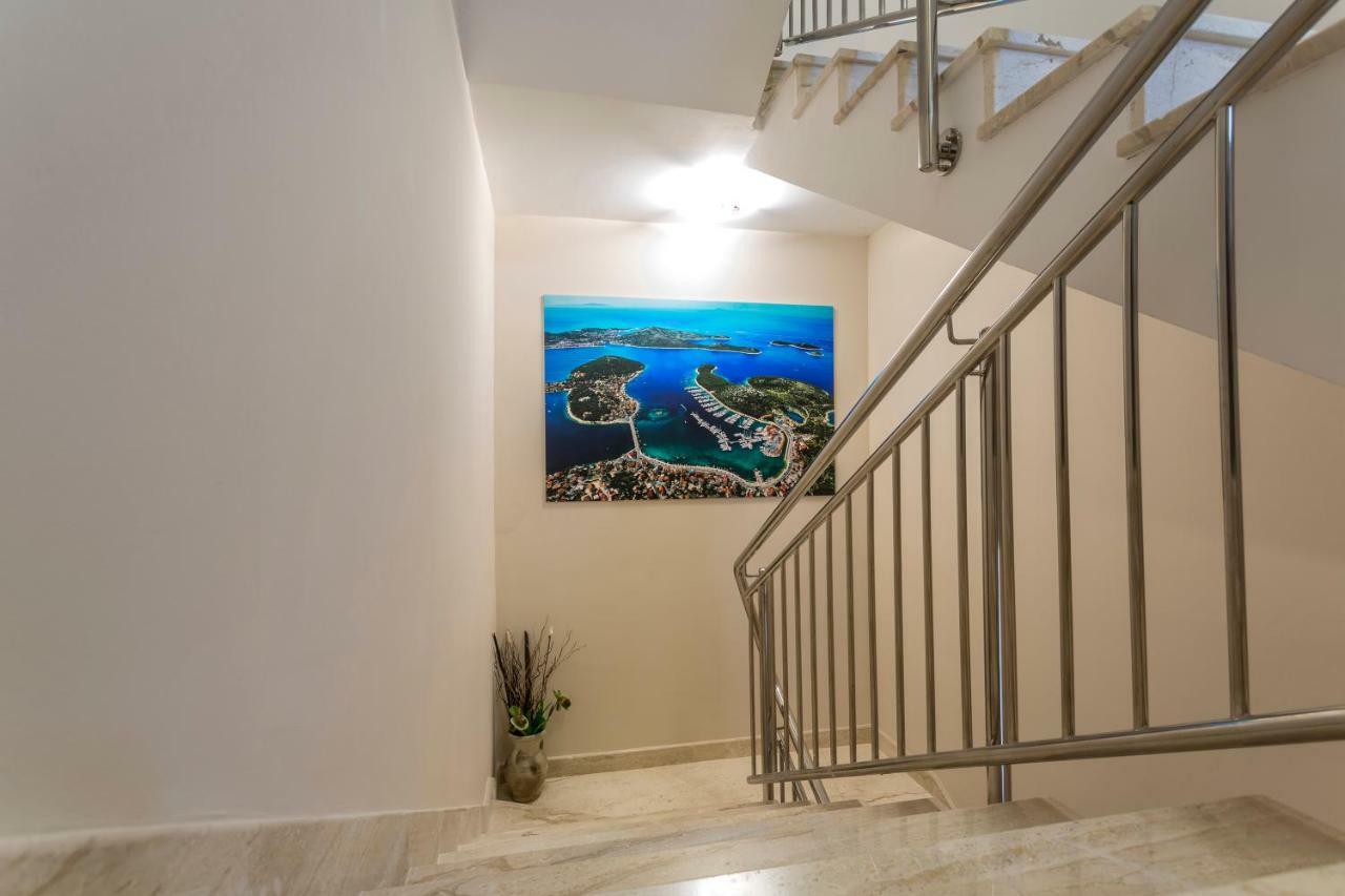 Villa Flores Rogoznica  Bagian luar foto